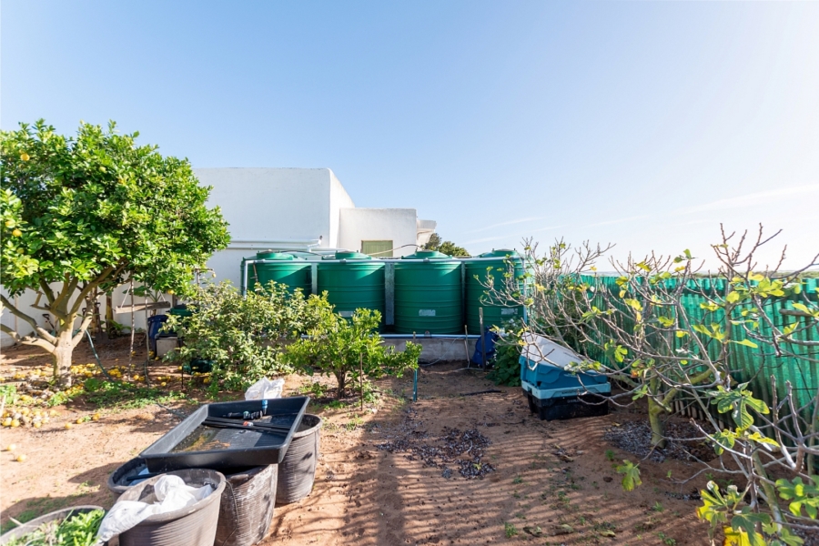 5 Bedroom Property for Sale in Duyker Eiland Western Cape